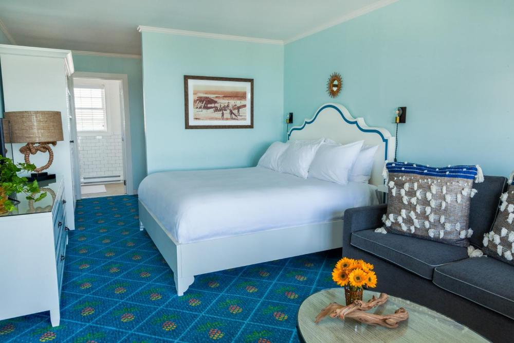 Standard Family Room interior